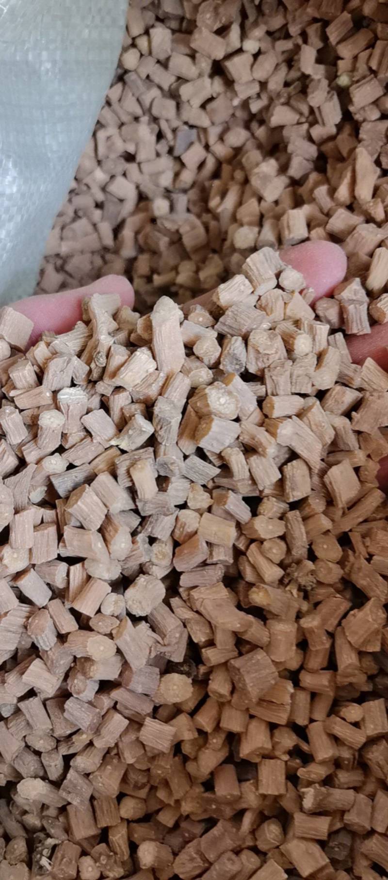 山东菏泽一手货源怀牛膝质量好价格优对接全国市场欢迎采购