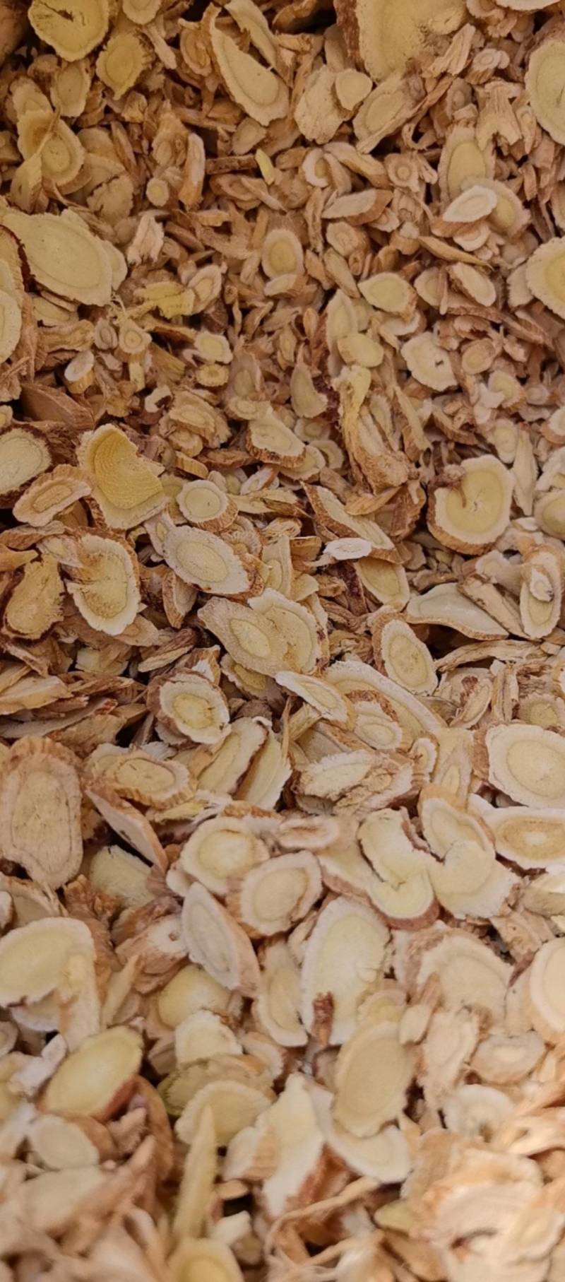 山东菏泽一手货源黄芪质量好价格优对接全国市场欢迎采购