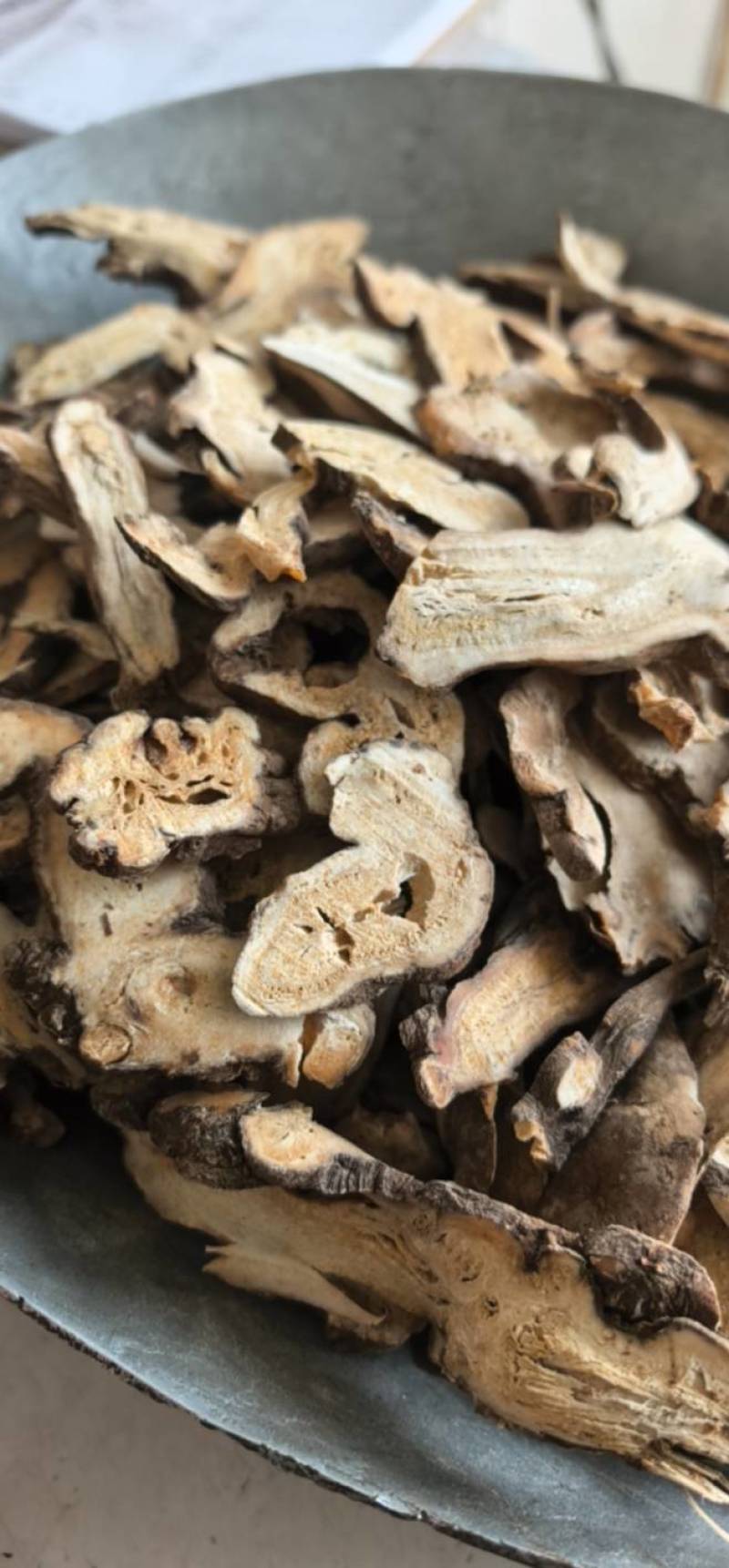 白术两年白术蜂窝白术浙白术片行均匀白术片聚源