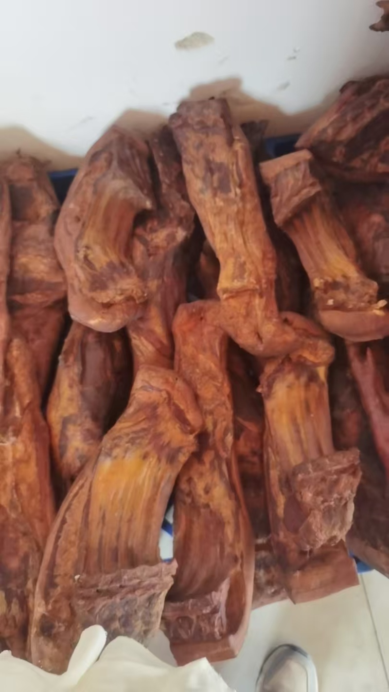 湖北恩施腊肉，一手货源，量大优惠，欢迎新老客户合作