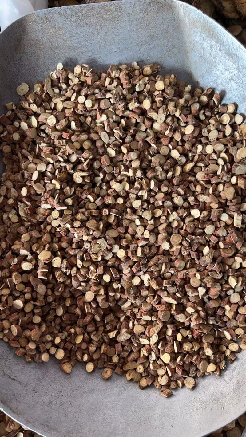 新疆红皮甘草沙漠生野圆片西草乌拉尔甜草根苗新货