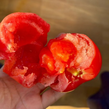 沙沙的甜甜的，入口美美的，卖品质，做人品