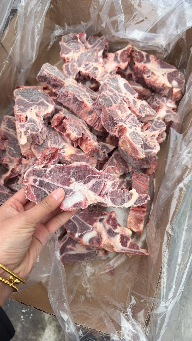 满肉肩胛骨带里脊