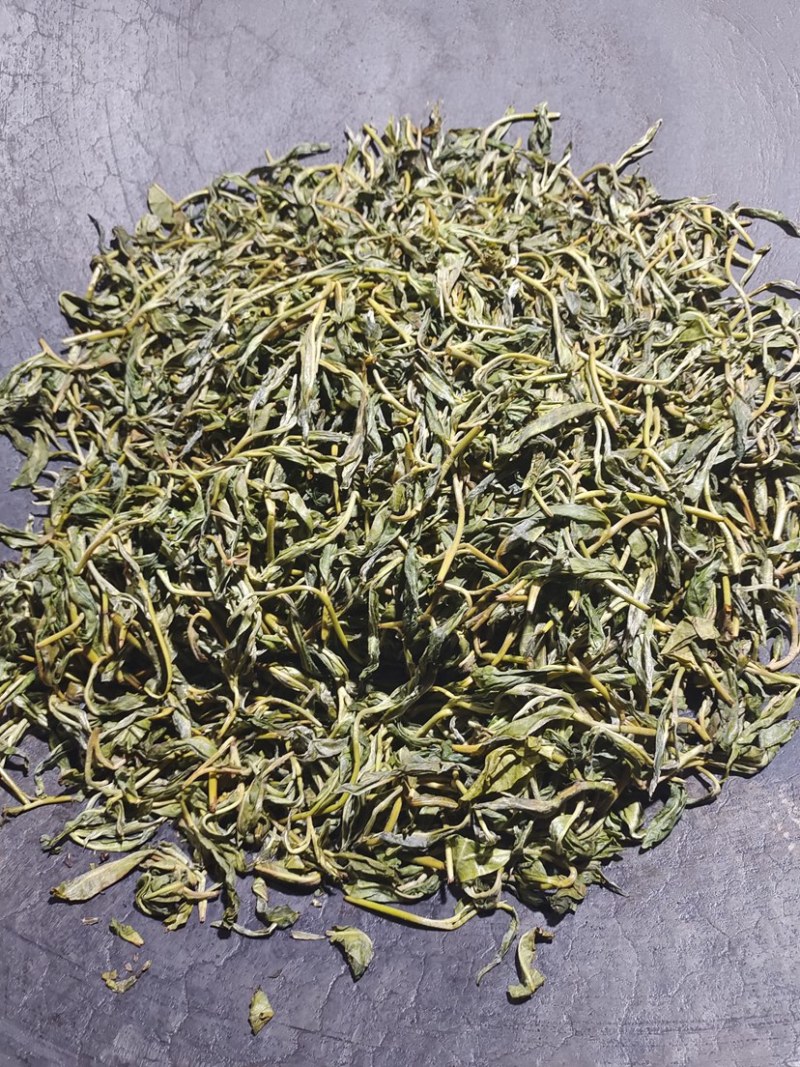 临沧白莺山古树茶茶饼花茶生茶批发口感好可发样品茶农直销
