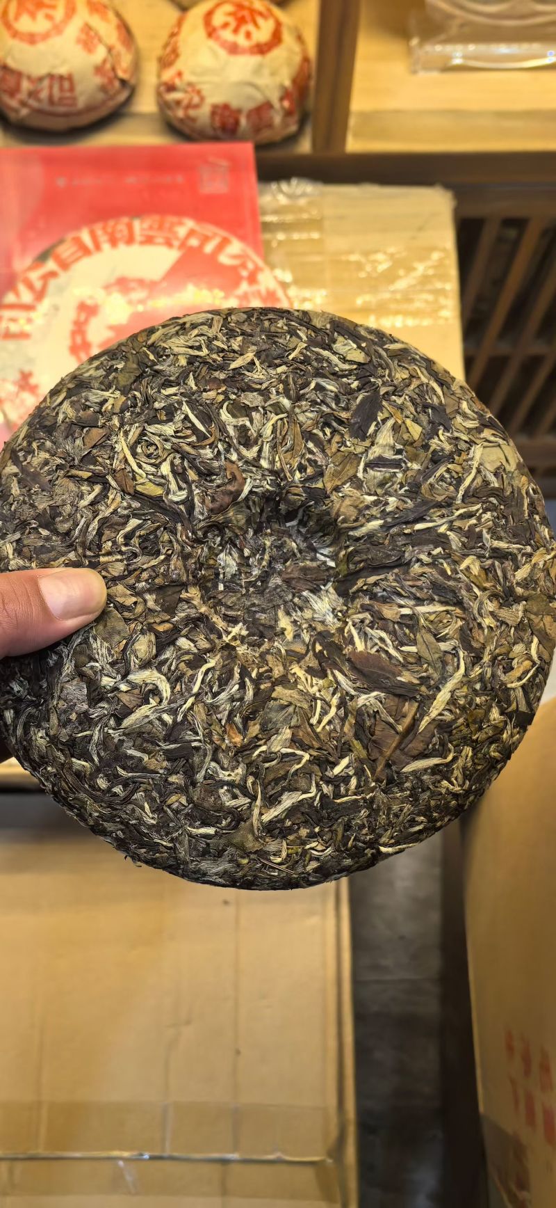 2019年福鼎白茶白牡丹饼茶每饼300克