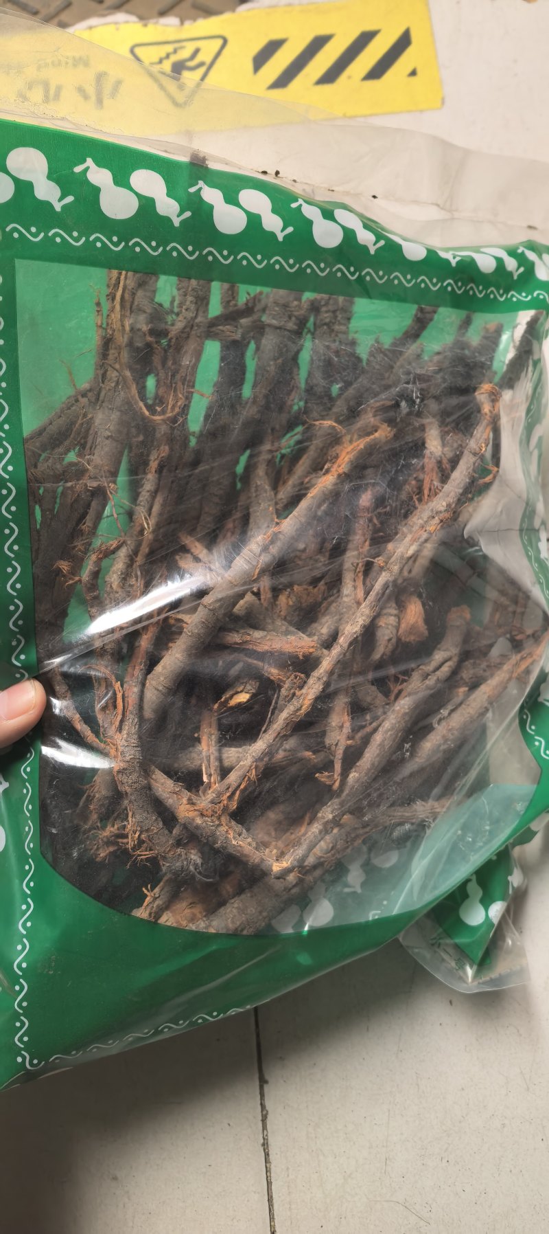 桃树皮野生桃树皮桃树干皮干货