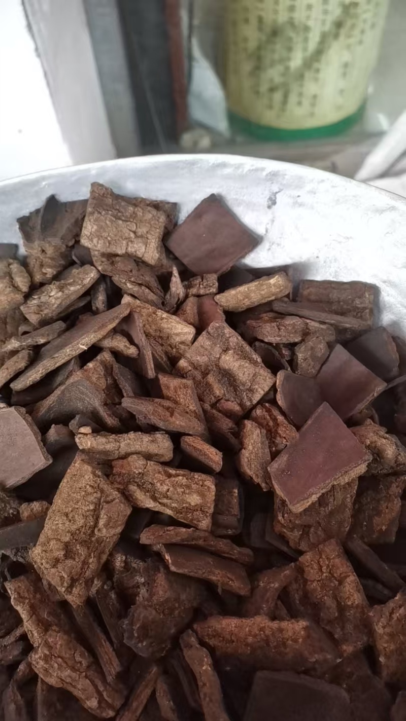 杜仲皮正品老树厚皮杜仲茶中药材杜仲雄花茶补腰泡水