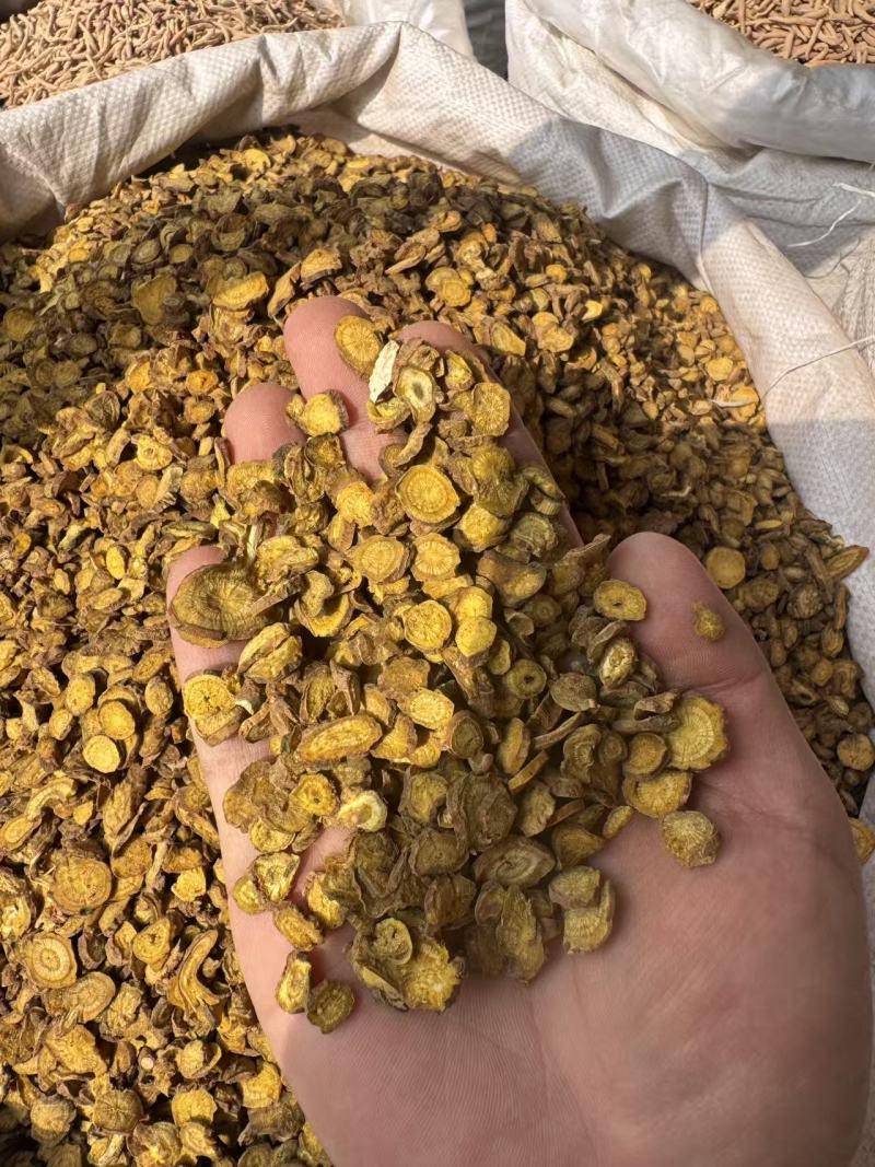 黄芩中药材正品黄芹黄芩茶泡水黄芩根黄岑片中药材市场批