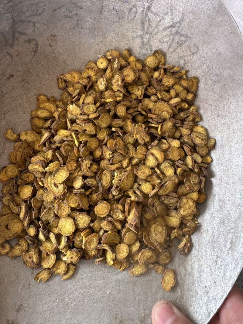 黄芩中药材正品黄芹黄芩茶泡水黄芩根黄岑片中药材市场批