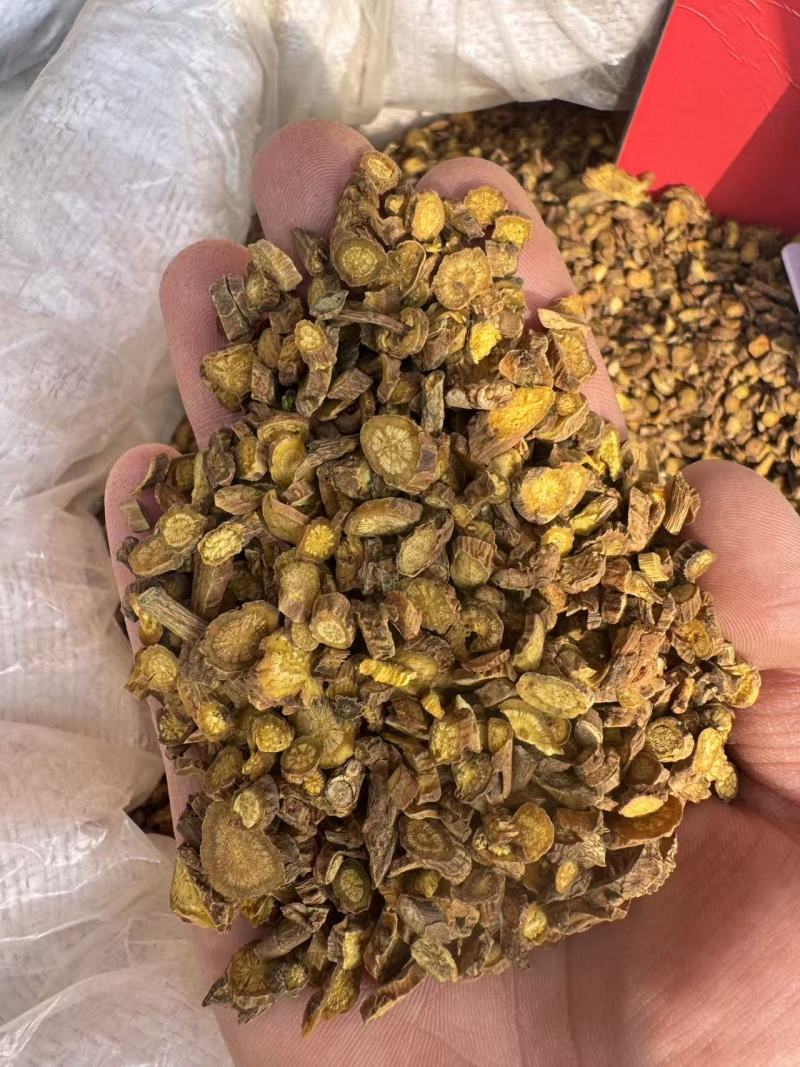 黄芩中药材正品黄芹黄芩茶泡水黄芩根黄岑片中药材市场批