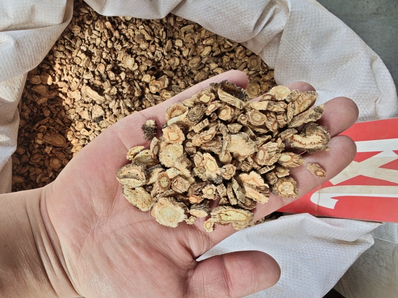 防风批发正宗中药材批发新货防风片北防风片无硫关防风包邮可