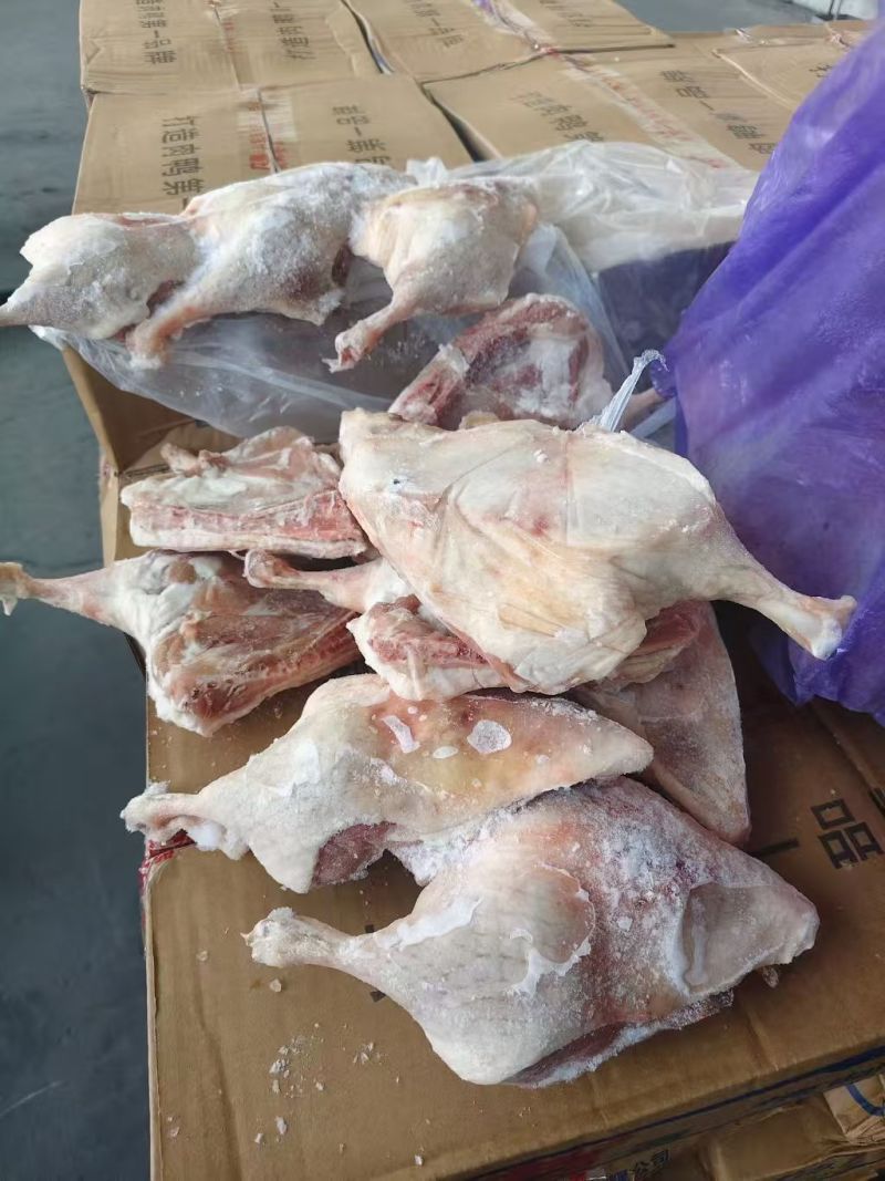 鸭边腿