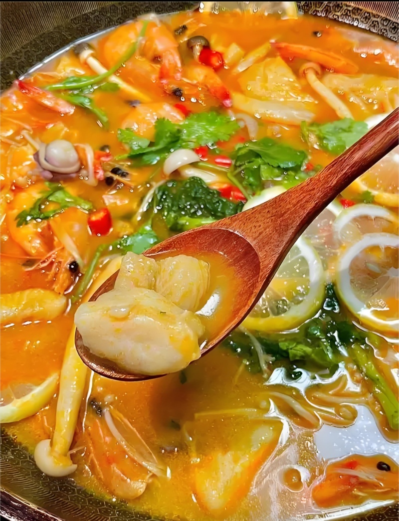 冬阴功底料，海鲜火锅