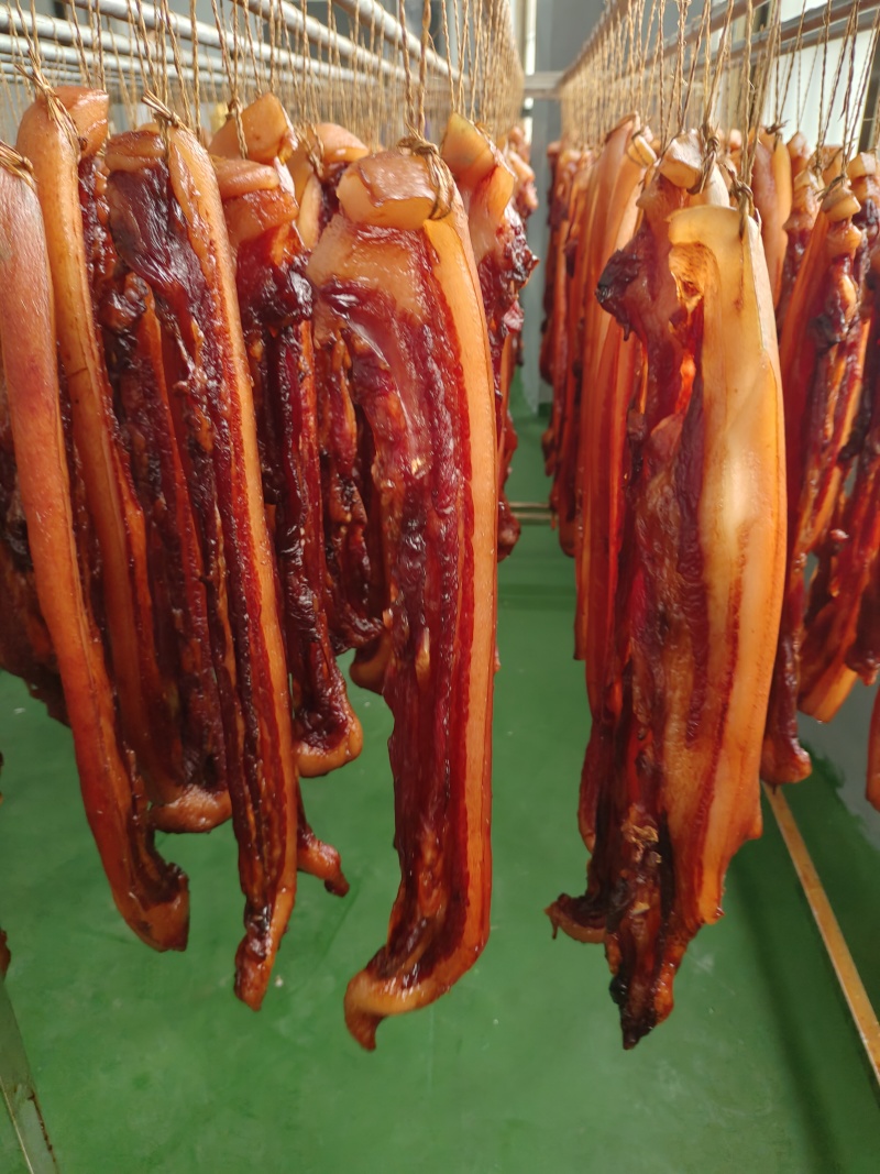 精品腊肠，腊肉货源充足量大从优质量保证一手货源