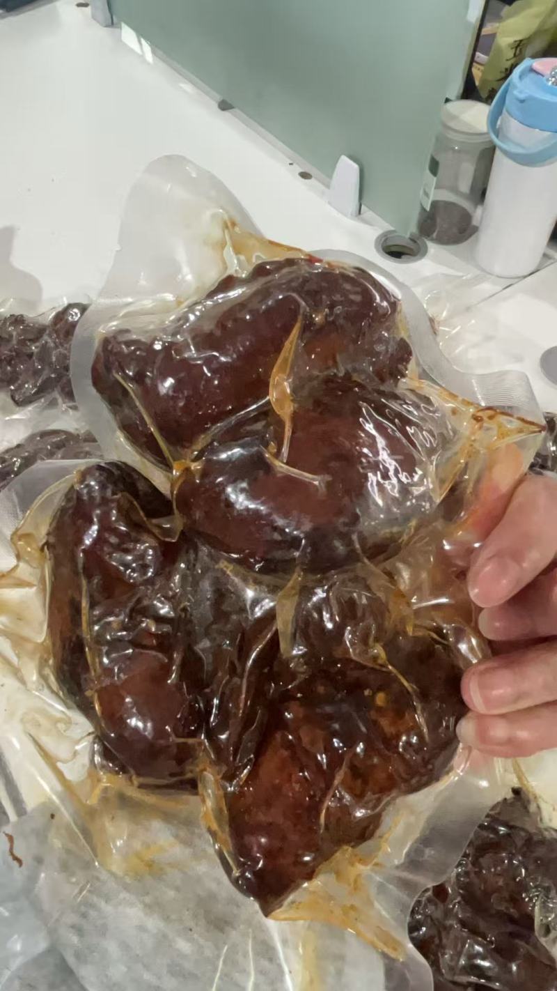 卤味全熟卤味卤猪小腱