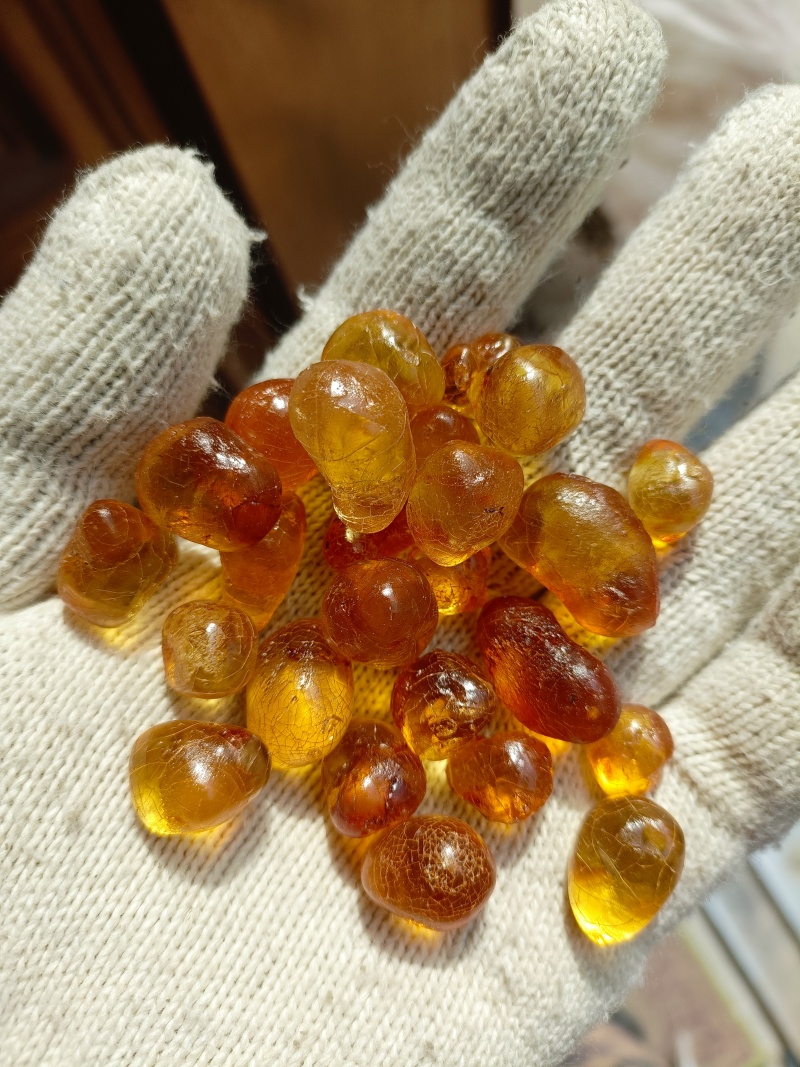 库存充足纯黄1.2-1.5桃胶各种规格均有货