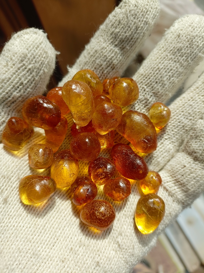 库存充足纯黄1.2-1.5桃胶各种规格均有货