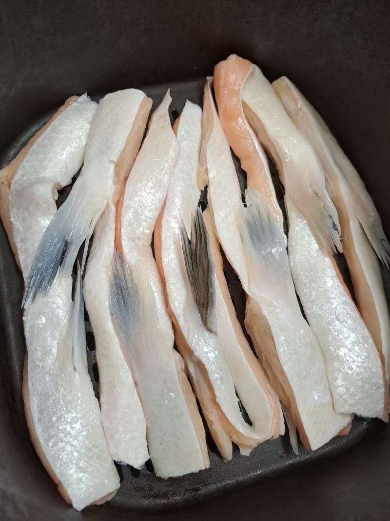 英国三文鱼鱼腩，品质上乘，欢迎全国各地客商前来洽谈合作的