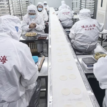 纯手工水饺，配料表干净，五得利面粉，双汇冷鲜肉，