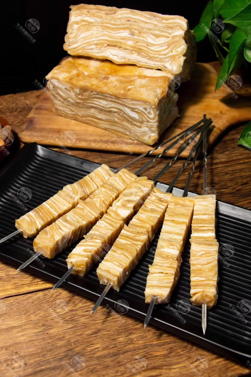 千层筋，牛腩筋。烧烤网红特色食材。可根据自己需求改刀