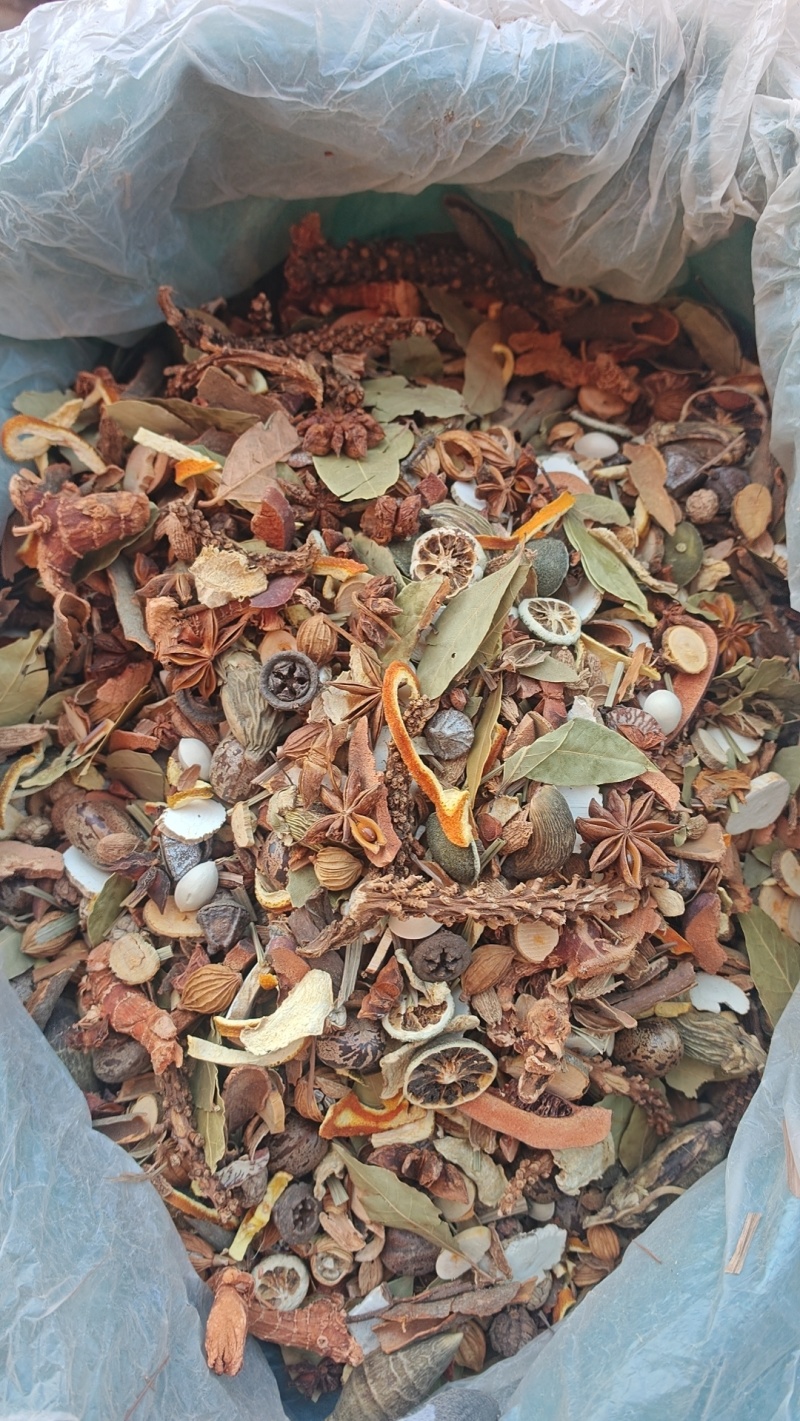 八角广西大红八角卤料各种香辛料大全一站式批发