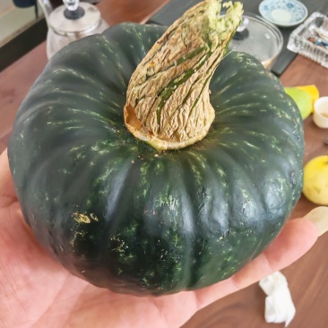 云南精品贝贝南瓜，粉嫩粉嫩的那种，零售后