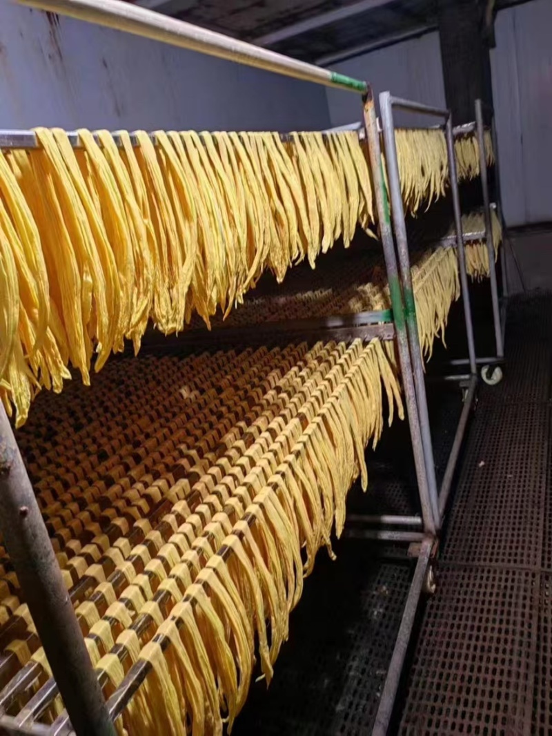 无盐腐竹条一手货源全国发货量大价优欢迎随时联系
