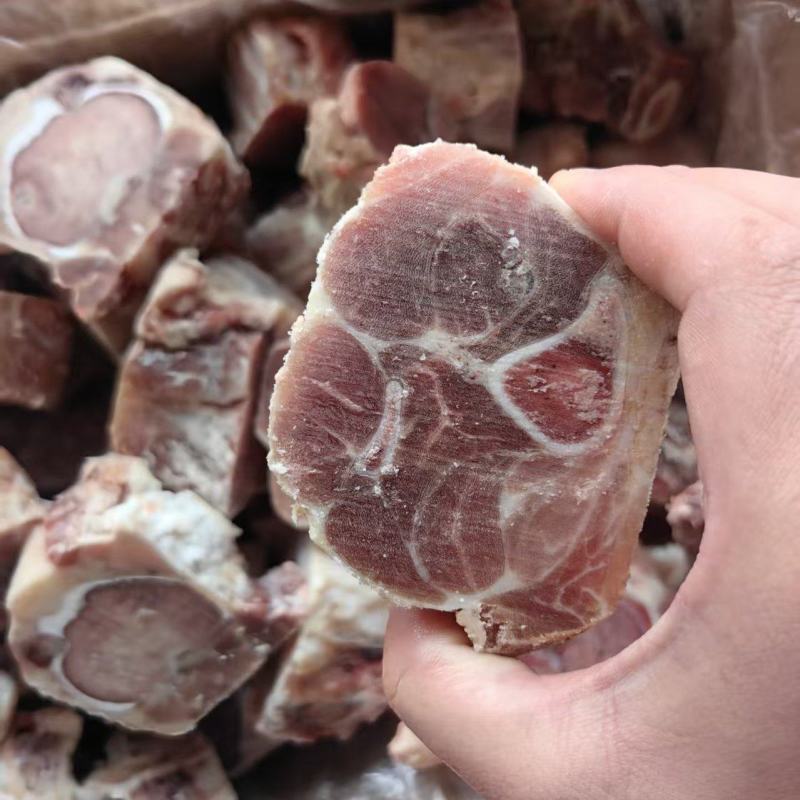 多肉牛脖骨