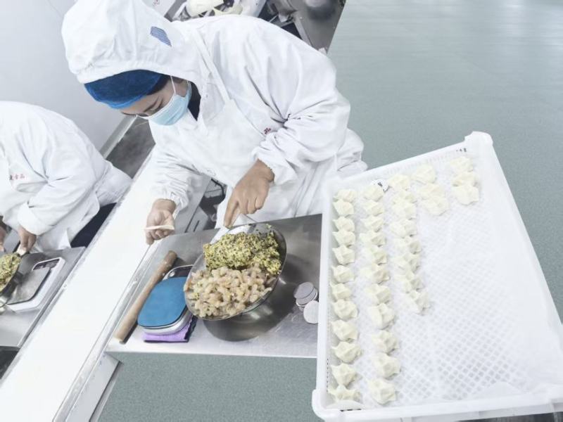 纯手工鲜肉水饺源头工厂，感兴趣的老板联系我