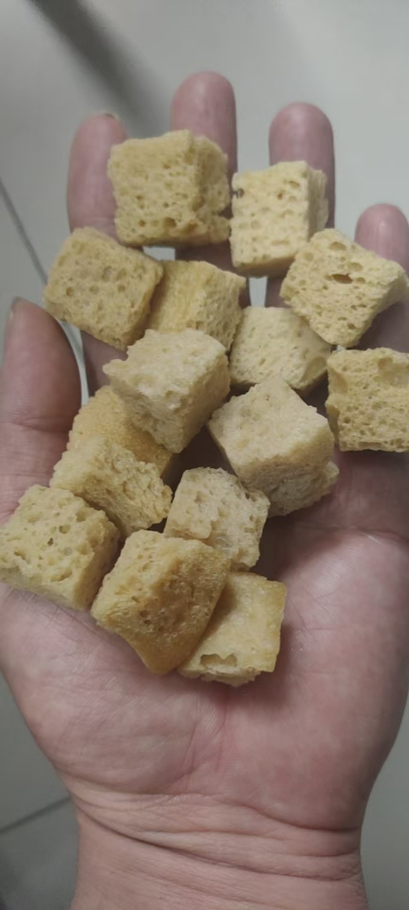 精品面筋丁烤麸丁一手货源全国发货量大价优欢迎联系