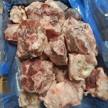 去皮小肘子