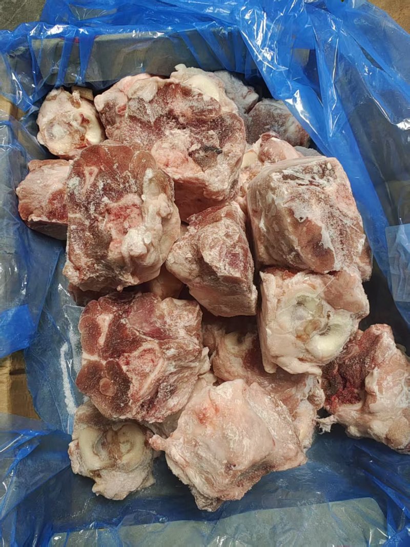 去皮小肘子