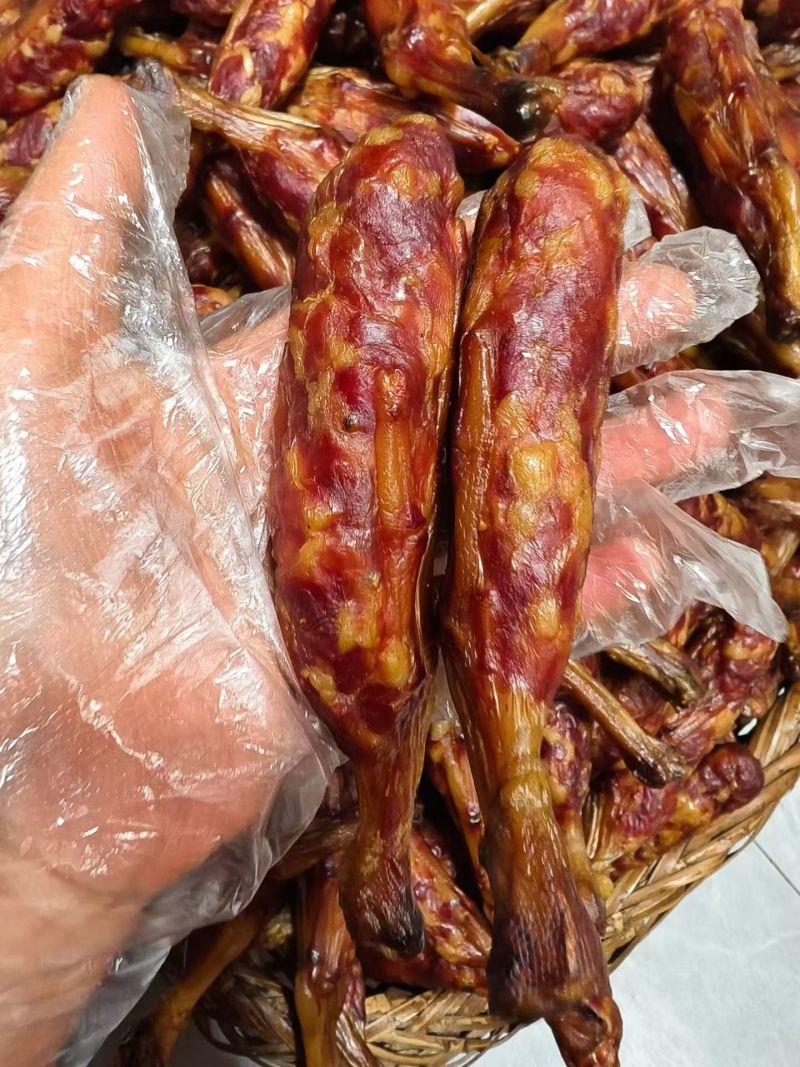 湖南特产肠包鸭爪