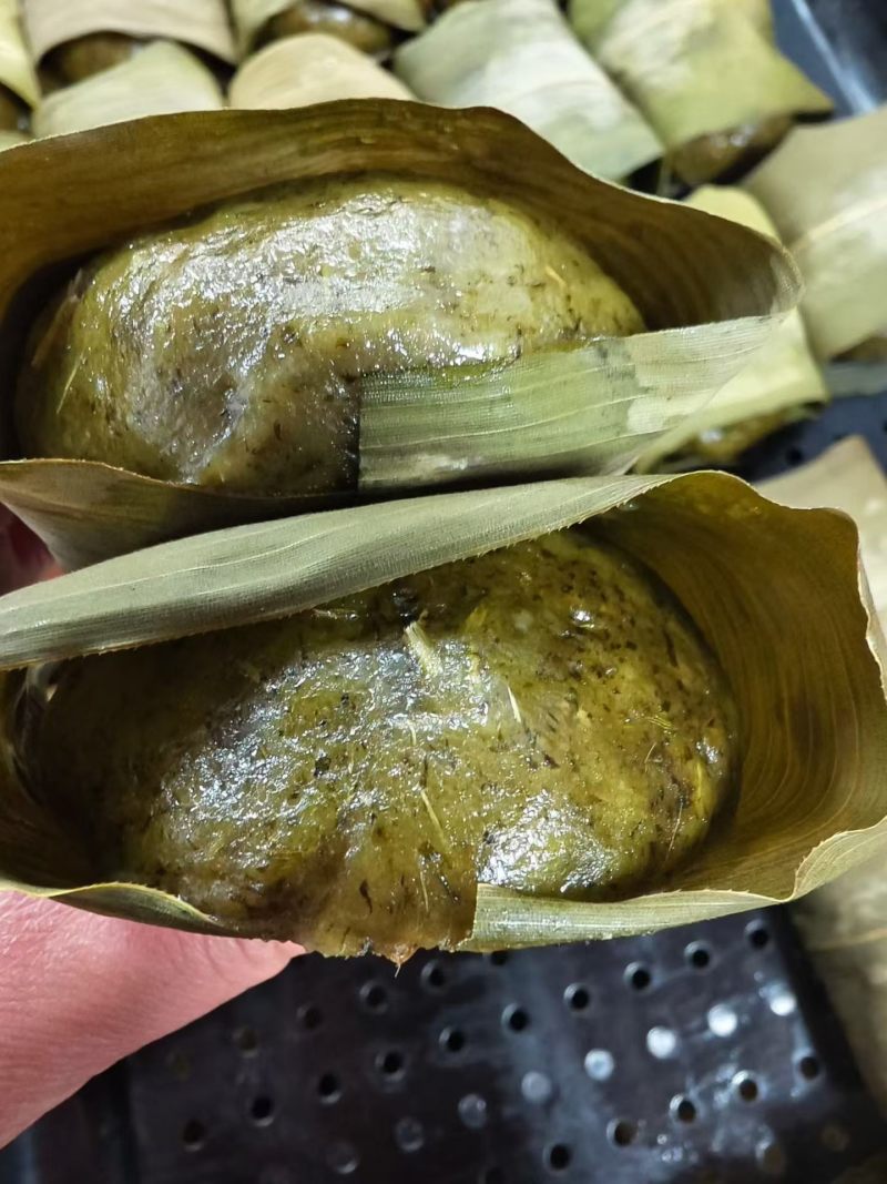 水蜜花粑，艾叶粑