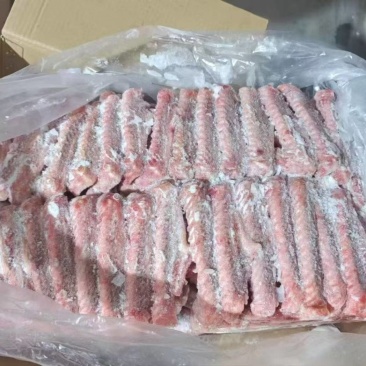次一级鹅翅5吨