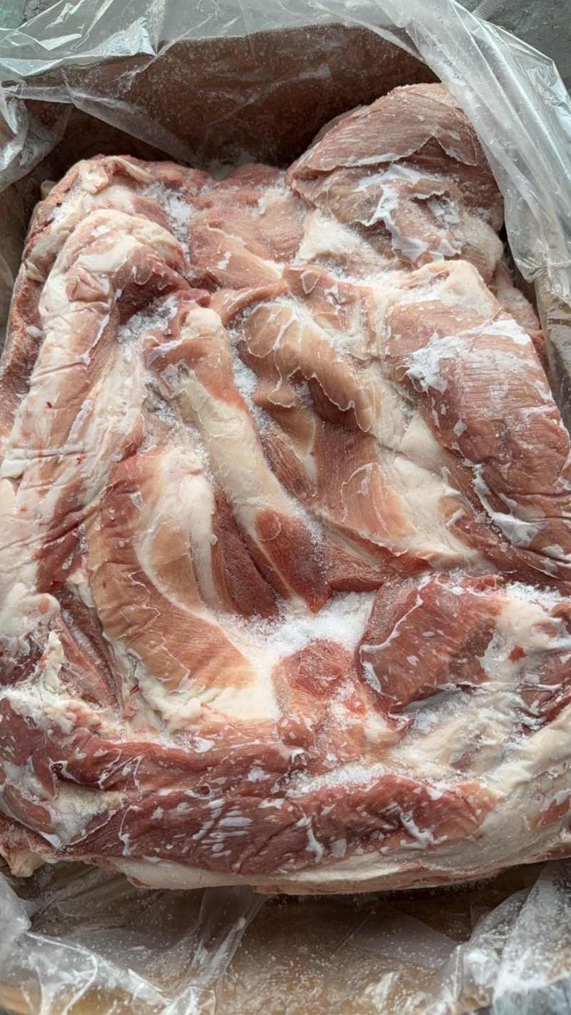 肥猪去皮前上肉