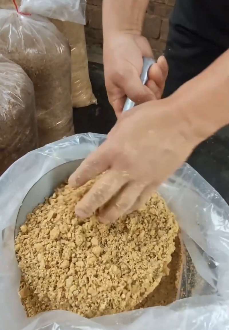 现货现发益生菌混合发酵豆腐渣水分30以下牛羊猪饲料