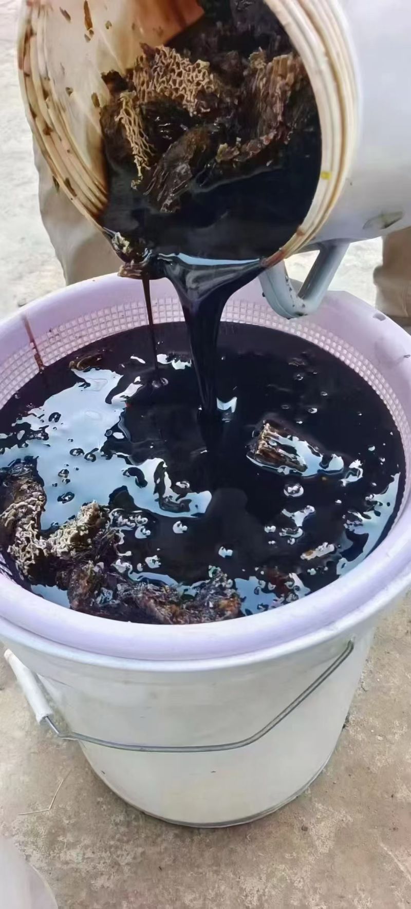 云南黑蜂蜜，米团花味