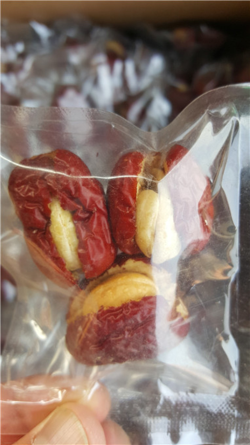 枣夹核桃蜂蜜枣夹核桃厂家直供电商网店一手货源