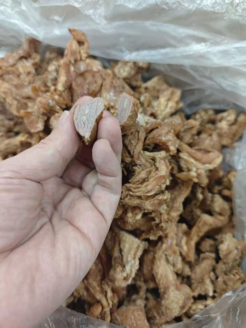 熟牛腱肉块，牛腱过水修割碎肉，带筋带肉，可试样，郑州现货