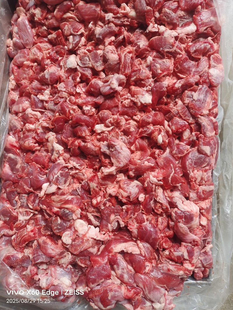 国产羊碎肉，穿肉串，**，羊鞭根肉，羊脖肉，羊护心肉
