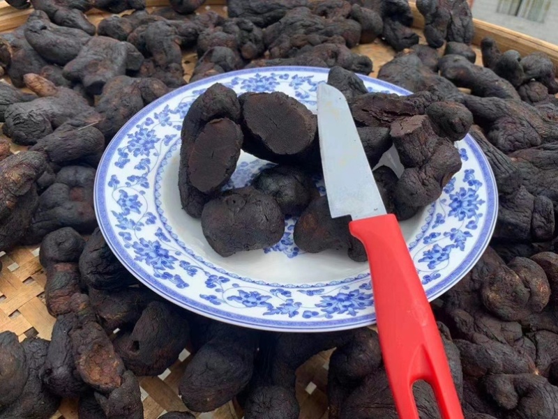 黄精，多花干黄精，多花姜型黄精，中大个子，九蒸九晒
