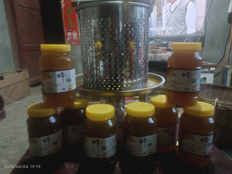 农家自养纯百花蜜