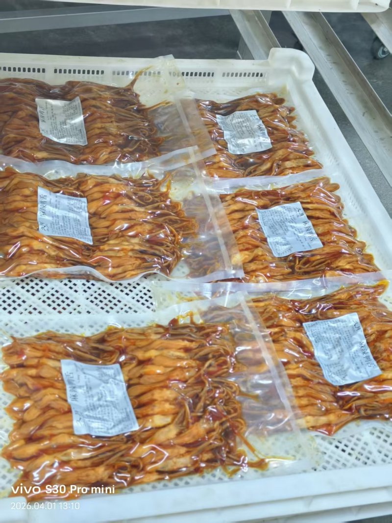 鸭舌，卤鸭舌