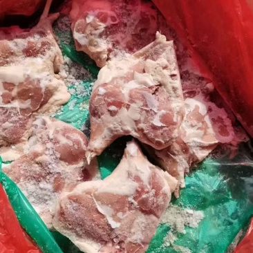 断鸭边腿8-9吨低价出