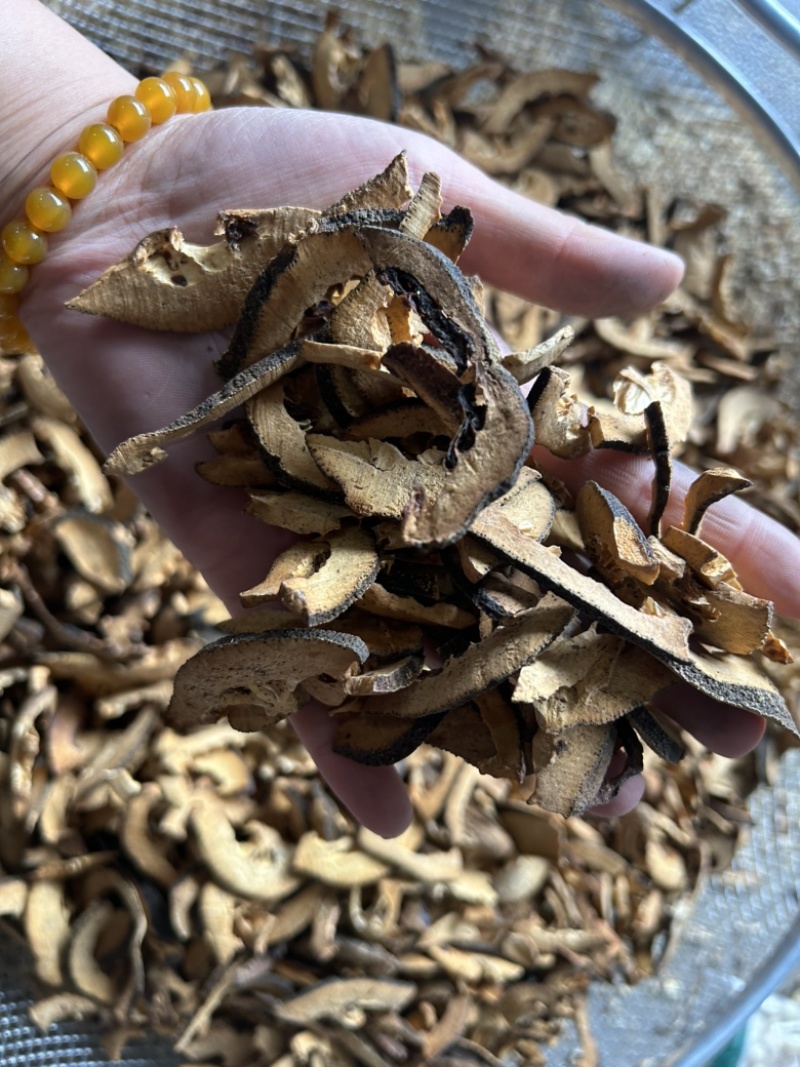 炒纸壳现货拍摄过筛道地药材