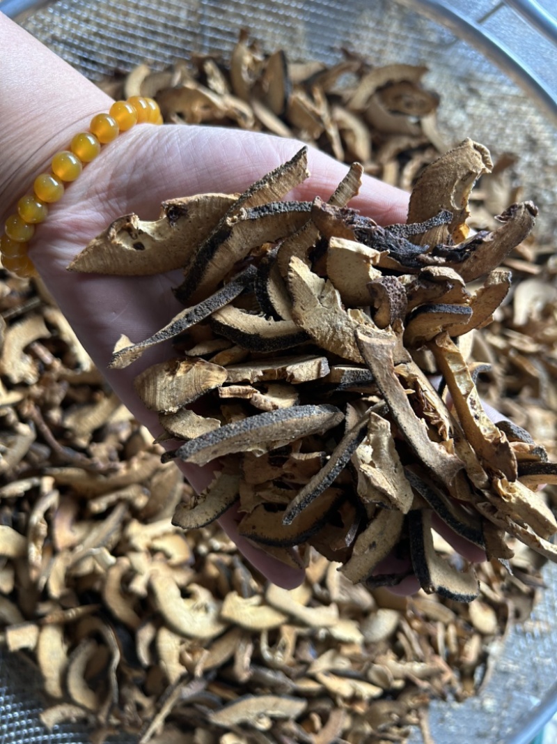 炒纸壳现货拍摄过筛道地药材