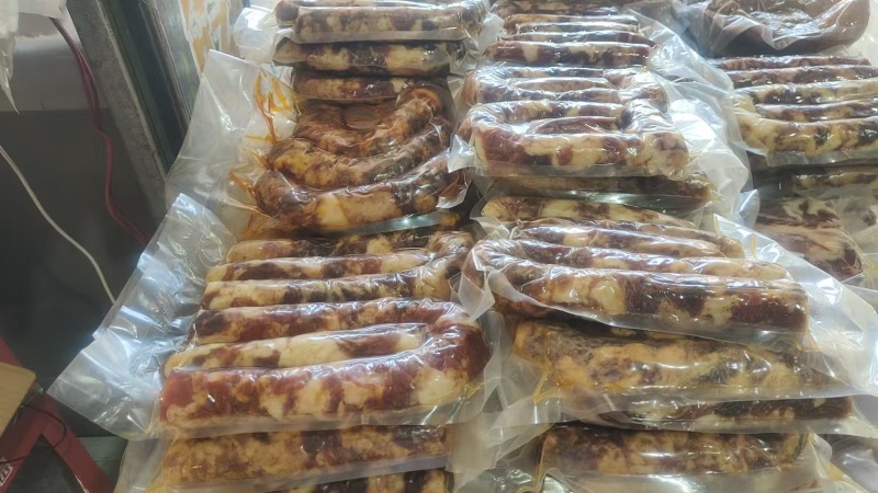 【腊肠串】云南省宣威市纯手工土猪肉腊肠，厂家直发量大从优