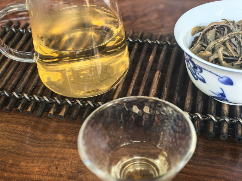 云南勐海布朗山乔木普洱生茶