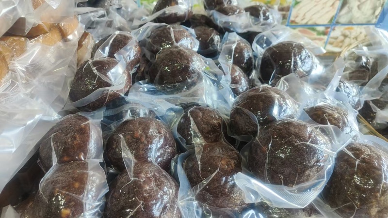 云南宣威土特产，血豆腐，味美价廉，厂家直销，量大从优